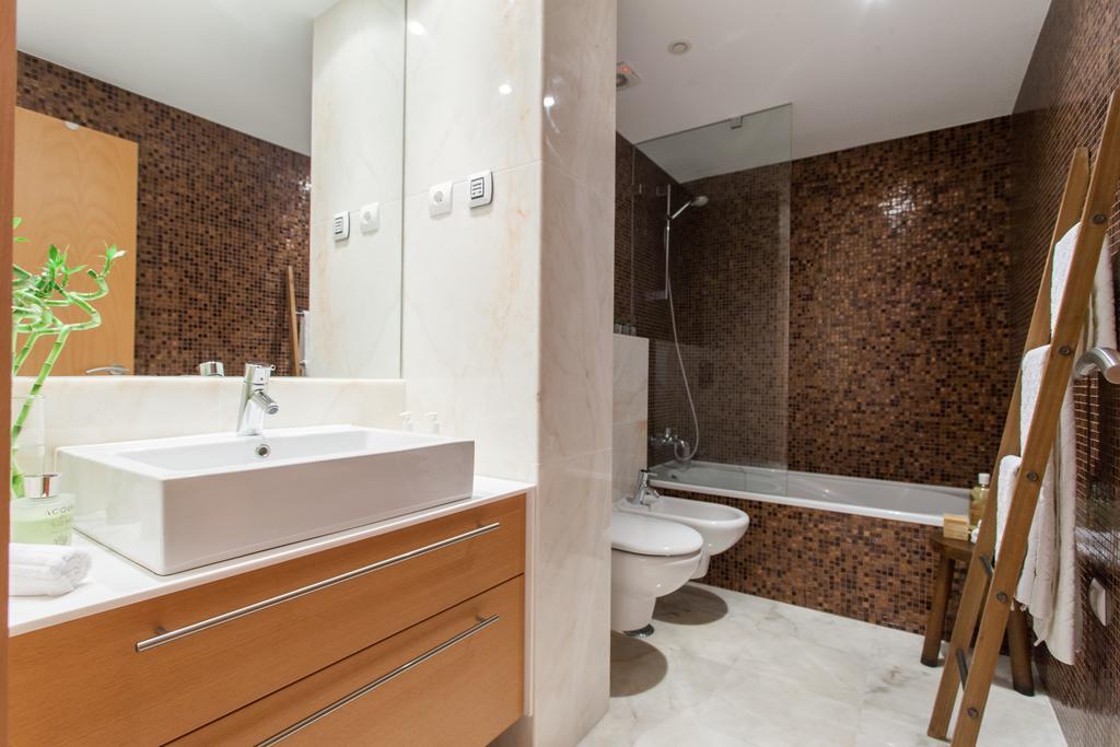 Living Graca Apartment Lisbon Luaran gambar